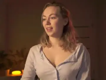 Live Sex Cam with justbarbie - Chaturbate