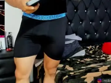 Free Live Porn with mikeblaree - Chaturbate