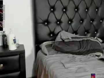 Nude Webcam with mikeblaree - Chaturbate