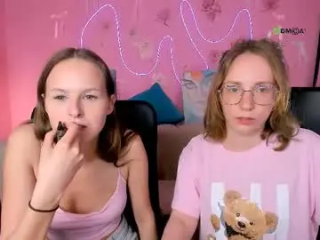 Live Sex Cam with evalora_vei - Chaturbate