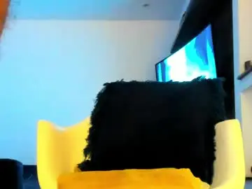 Live Porn with juanvilla02 - Chaturbate