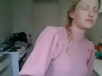 Live Sex Cam with mistressmilly32 - Chaturbate