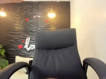 Best live sex cam show with sofia44 - Chaturbate