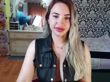 Private Sex Chat with lorasinclare - Chaturbate