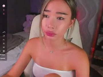 Live Porn with sensualily - Chaturbate