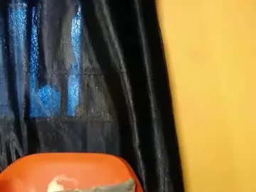 Sex Cam with dirtydesirebabe - Chaturbate