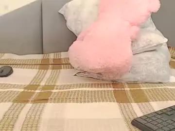 Live Sex Cam with lovellykitty_1 - Chaturbate