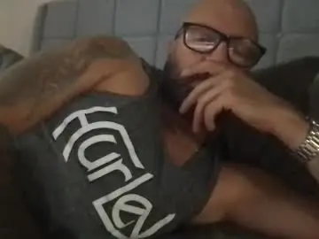 Free Porn Cam with pleasesitonmycock - Chaturbate