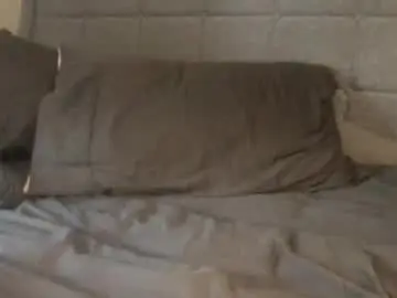 Free Porn Cam with pleasesitonmycock - Chaturbate