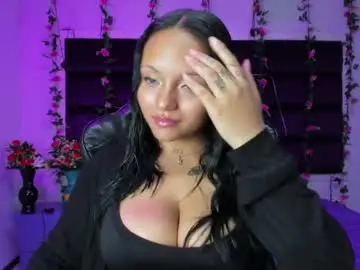 Live Sex Cam with sweelanna - Chaturbate