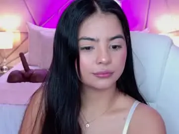 Nude Webcam with layla_breezee_ - Chaturbate