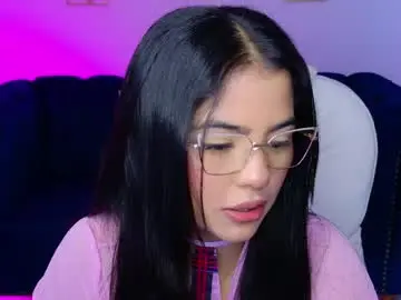 Adult Webcams with layla_breezee_ - Chaturbate