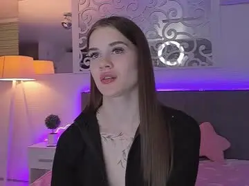 Live Sex Cam with luisaclover - Chaturbate