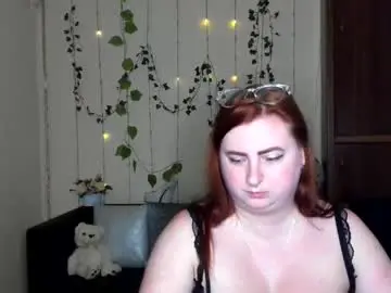Live Sex Cam with alicia_side_red - Chaturbate