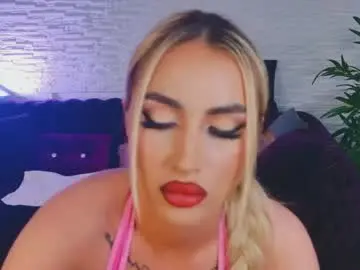 Adult Webcam with blondiexstar - Chaturbate