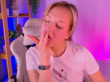 Sex Cam with cindylovesmith - Chaturbate