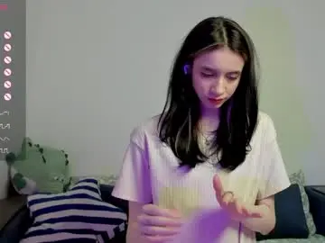 Nude Webcam with dreamymuse - Chaturbate