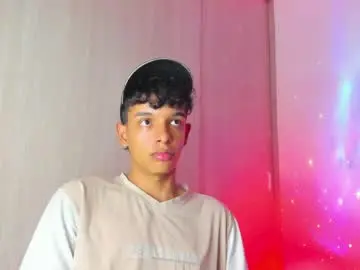Live Porn with maxfrost1 - Chaturbate