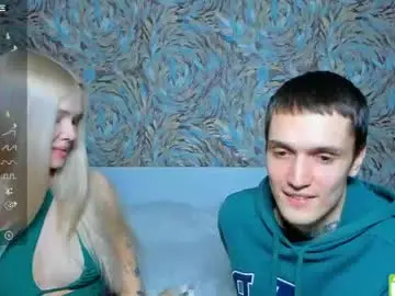 Best live sex cam show with eshcka - Chaturbate