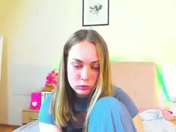 Live Sex with melaniecutys - Chaturbate