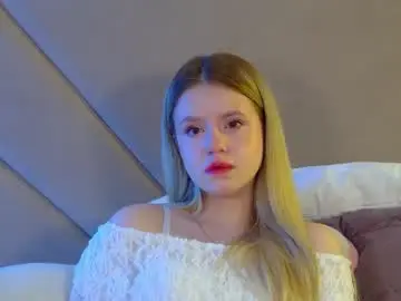 Nude Webcam with milanabalmain - Chaturbate