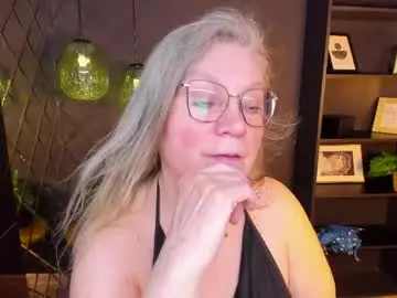 Sex Cam with natalicloud - Chaturbate