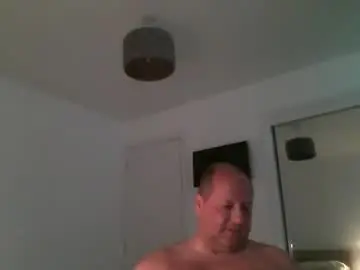 Live Sex Cam with spidey1051a - Chaturbate