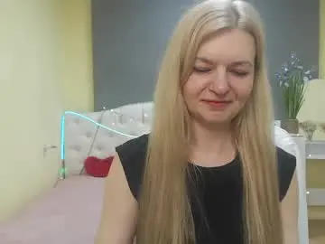 Watch Live Sex Cams with melissatylerbb - Chaturbate
