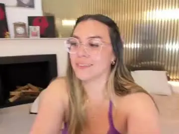 Live Porn with dallulah_boobs - Chaturbate