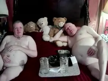 Live Sex Cam with daddycubbyhubby - Chaturbate