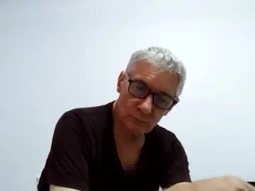 Live Sex Cam with cucaio18 - Chaturbate