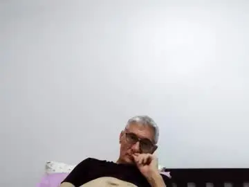 Adult Webcam with cucaio18 - Chaturbate