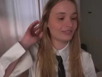Sex Cam with lisa_schiele - Chaturbate