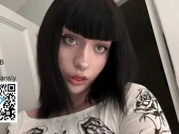 Adult Video Chat with vailyreb - Chaturbate