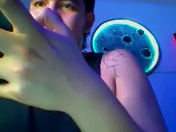 Live Sex Cam with hellmike_ - Chaturbate