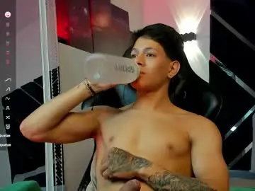 Best live sex cam show with tony_petrov - Chaturbate