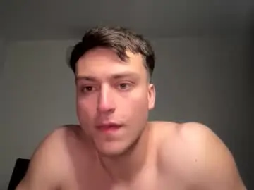 Nude Webcam with benicio03 - Chaturbate