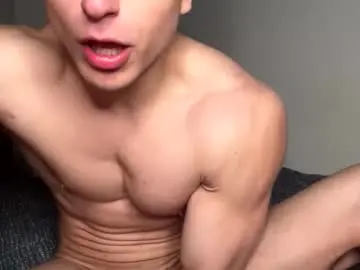 Adult Webcam with benicio03 - Chaturbate