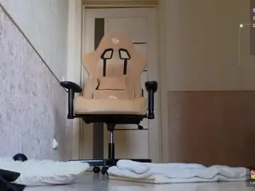 Live Sex Cam with villuuvargas - Chaturbate