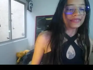Live Sex Cam with amaia_t - Chaturbate