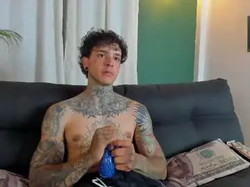 Best live sex cam show with aron_ford - Chaturbate