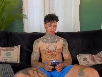 Live Sex Cam with aron_ford - Chaturbate