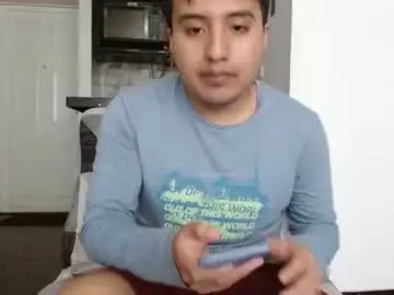 Nude Webcam with julianalvarez95 - Chaturbate