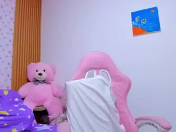 Live Porn with soyqeen - Chaturbate