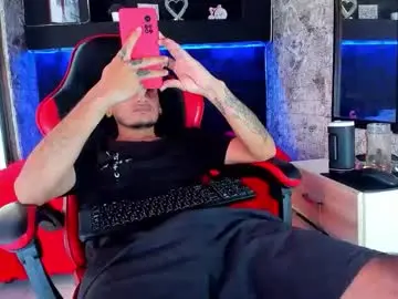 Live Sex Cam with axell_cross2 - Chaturbate