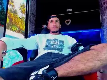 Sex Cam with axell_cross2 - Chaturbate