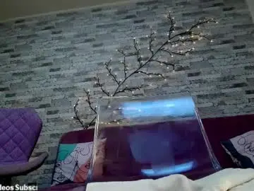 Live Porn with kairafantasy - Chaturbate