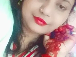 Adult Video Chat with CurvyAlis - Dscgirls