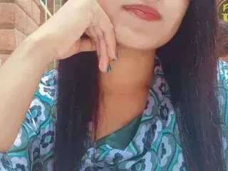 Live Porn with hottyriyaa - Dscgirls