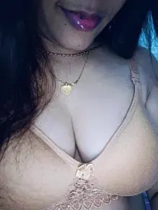 Sex Chat with Julie - Dscgirls